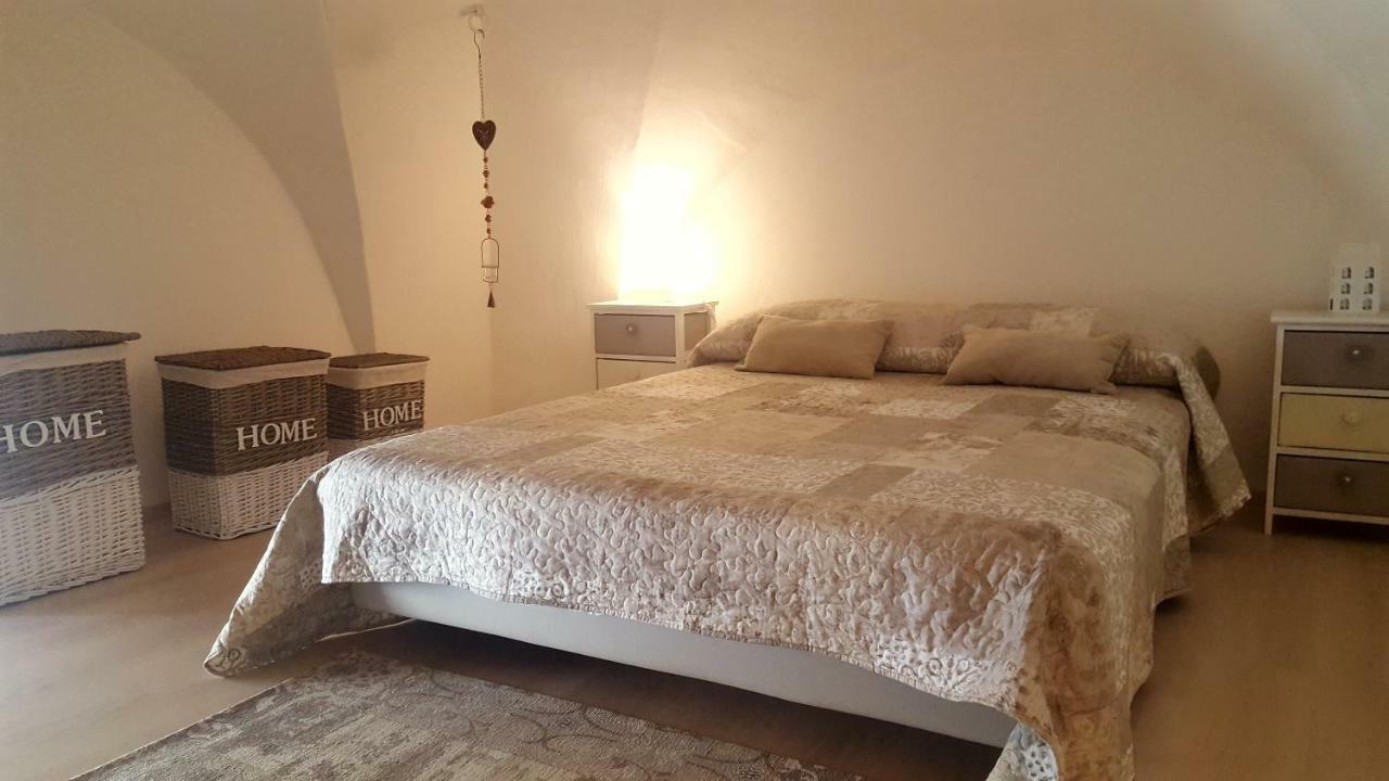 Maison De Famille Acerenza ภายนอก รูปภาพ